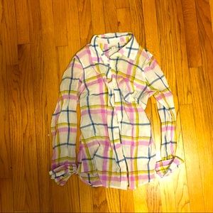 Cute and comfy button up shirt!!
